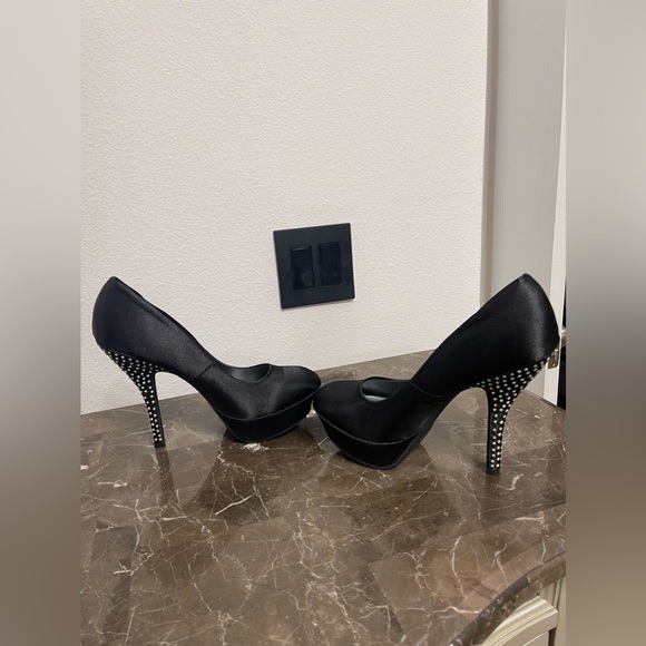 Size 8, Silk Black Pumps with Rhinestones on Heel - Picture 5 of 9